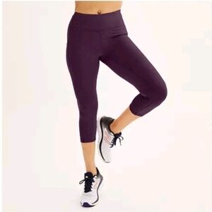 tek gear Plum Purple Capri Leggings